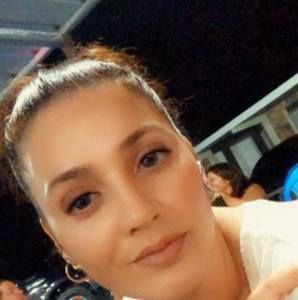 Meet your Posher, Esmeralda